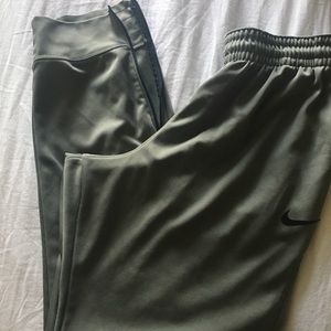 EUC Men’s Nike sweatpants XL
